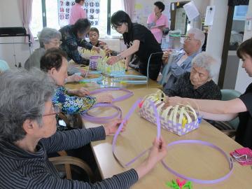 株式会社ホクエイ|笑顔満開はなことば飯倉