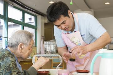 医療法人社団翠会|【在宅超強化型老健】〜介護老人保健施設練馬ゆめの木〜