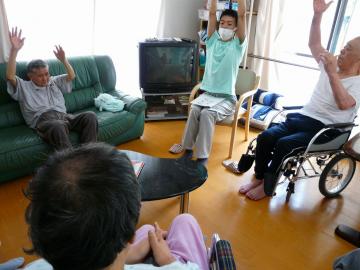 日本総合福祉会株式会社|ひだまりの会デイサービス与野本町の家