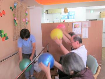 株式会社ひばりケア|デイサービスセンターひばり豪徳寺