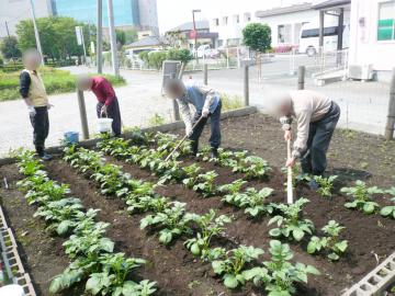 医療法人社団雅厚生会|千葉新都市ラーバンクリニック　通所リハ・デイケア