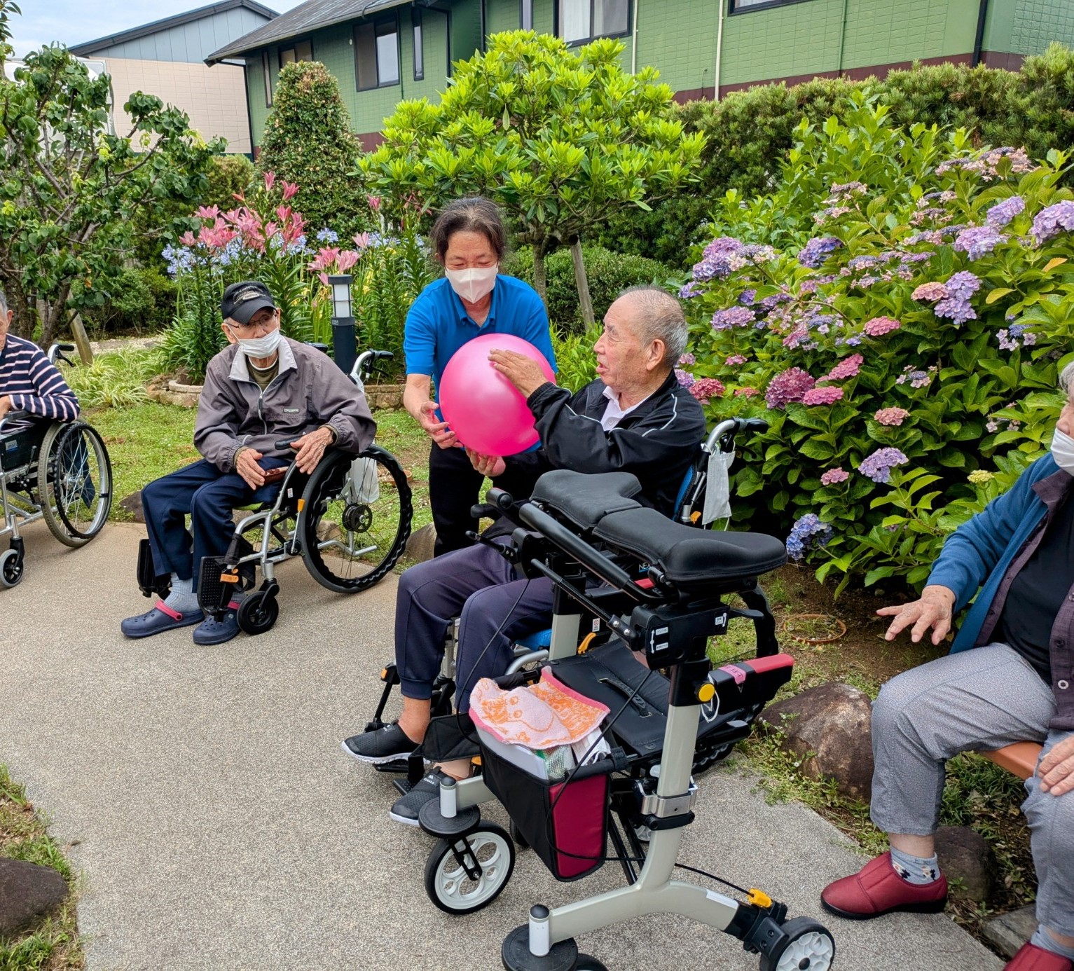 株式会社アースケア|アースケアやすらぎの里本野